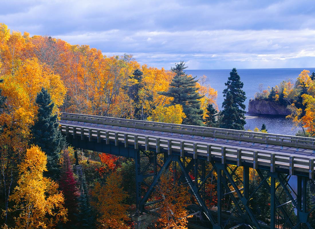 Hermantown, MN - Baptism River into Lake Superior, Tettegouche State Park, Minnesota